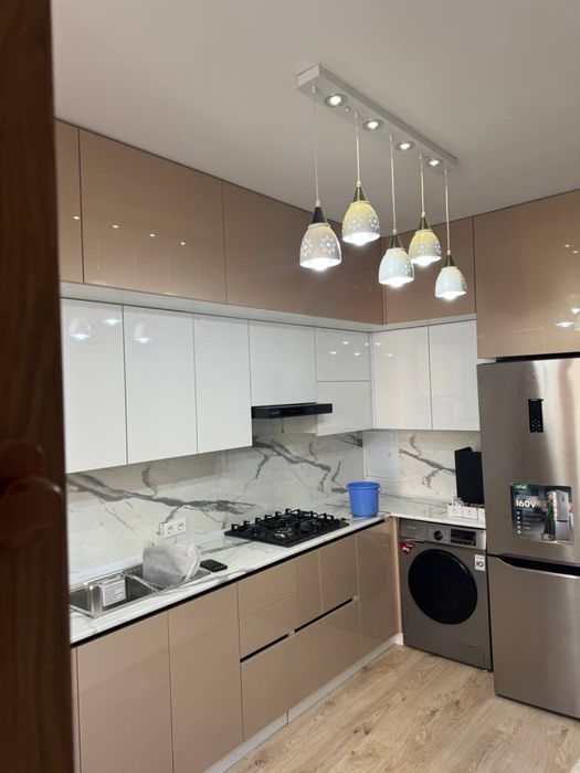 Срочно сдается квартира в Алмазар сити на новостройке