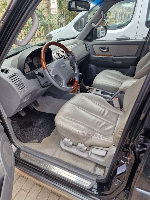 Vând HYUNDAI TERRACAN 179000 km reali unic proprietar