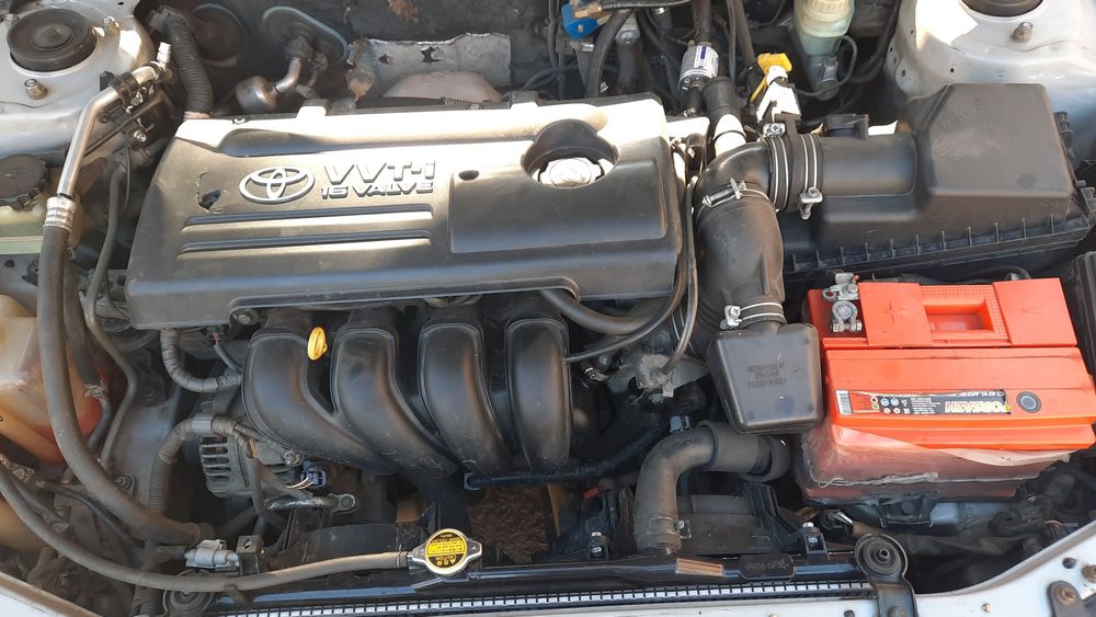 Продам тайота Авенсис