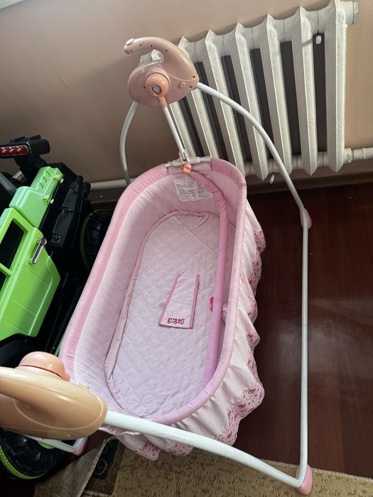 Детские вещи батут качеля машинки