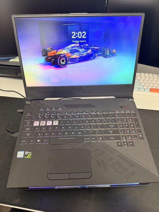Vând Asus Rog Hero II