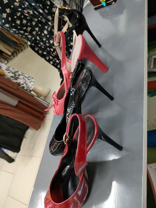 Продам Туфли женские.