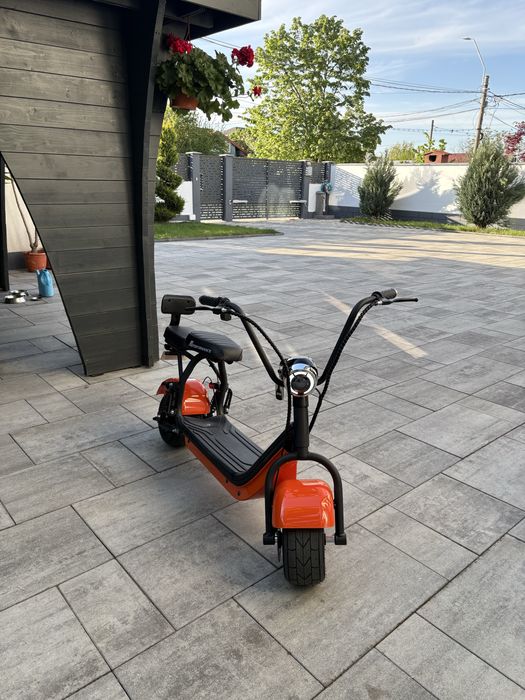 moped electric at performance