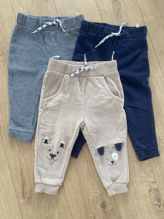 Set 3 pantaloni C&A, marime 80