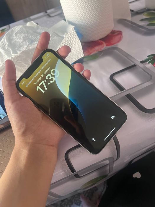 Iphone XR 64 tali