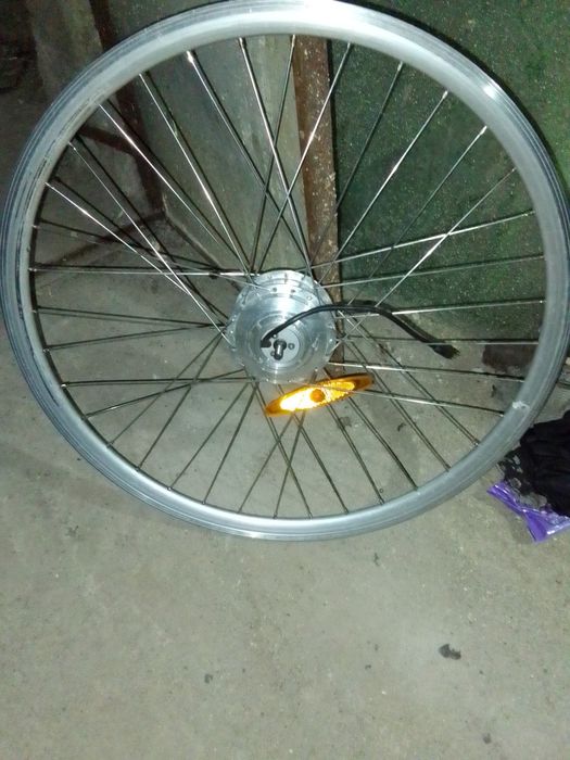 Roata cu motor de bicicleta 28