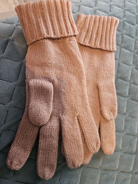 Set căciulă și manusi