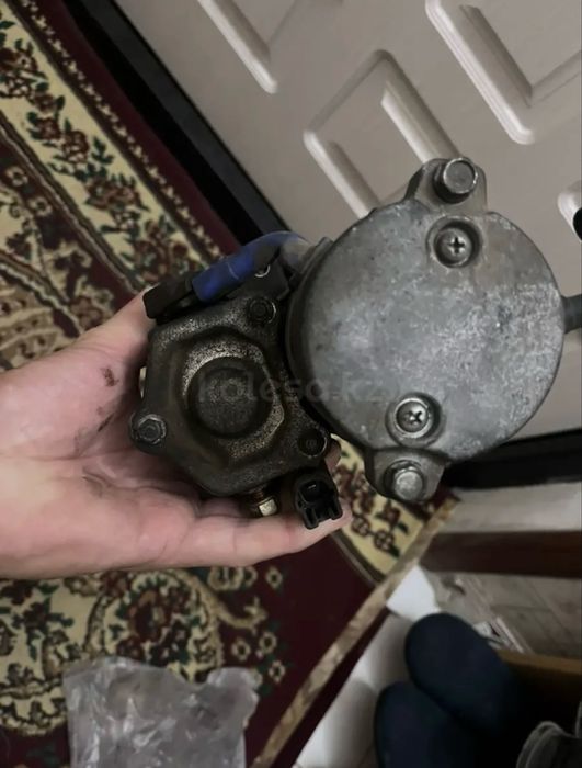 Стартер от Лексус 470