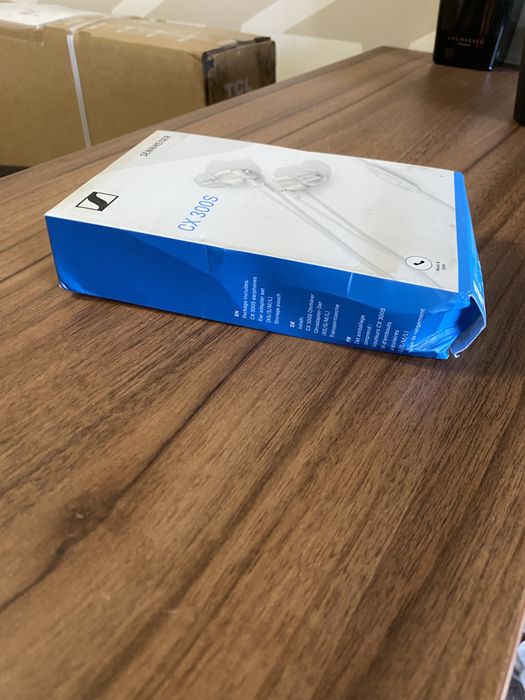 Casti Sennheiser CX 300s, Sigilat
