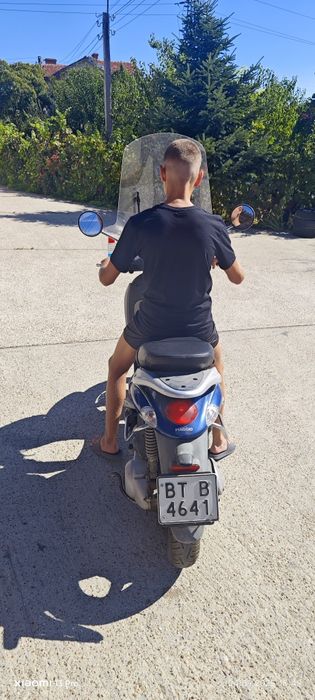 Скутер Piaggio Liberty 125