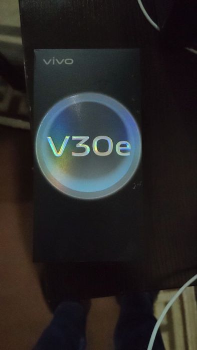 Vivo v30e brown srochna sotiladi