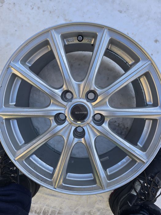 Продам 4 диска на машину