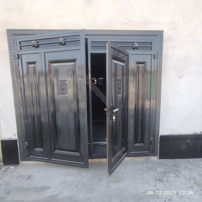 Тоза темир дарвоза сотилади