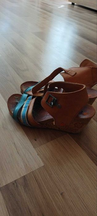 Летни сандали марка ART