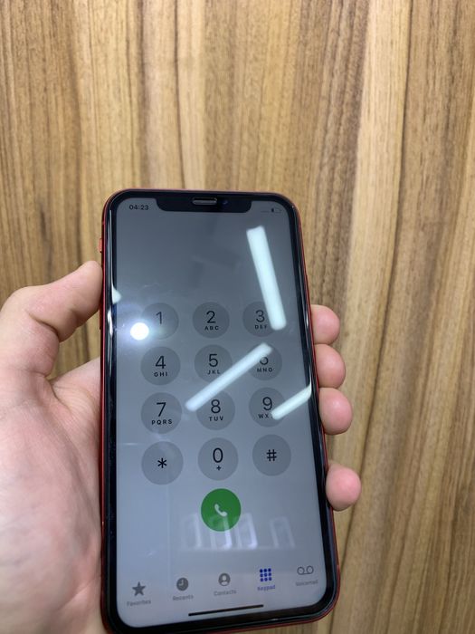 Iphone XR red 64 gb 77%