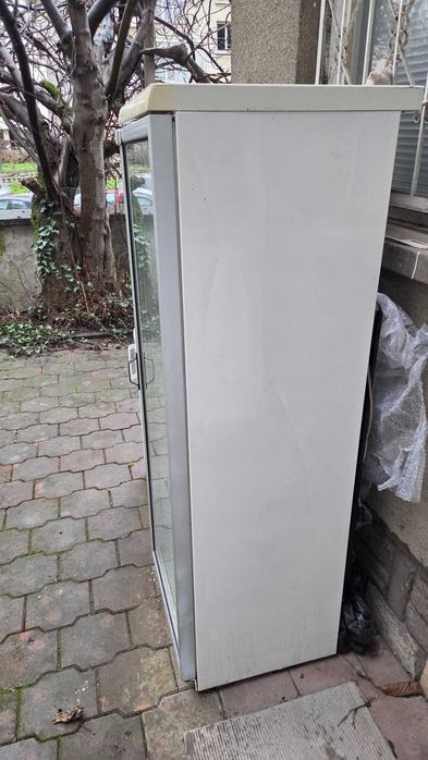 Хладилна витрина