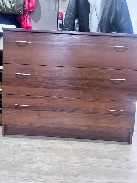 Продам стенку, комод