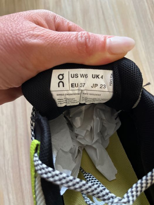 Маратонки ON Cloudhorizon