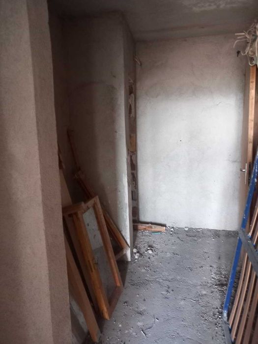 Продава се Тристаен апартамент в Дупница - 80 кв.м за 938 €/кв.м - Снимка #3