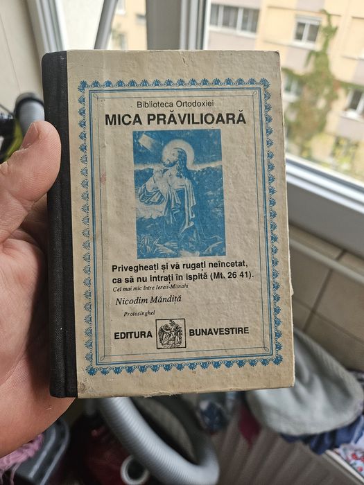 Carte religioasa romaneasca 480 pagini