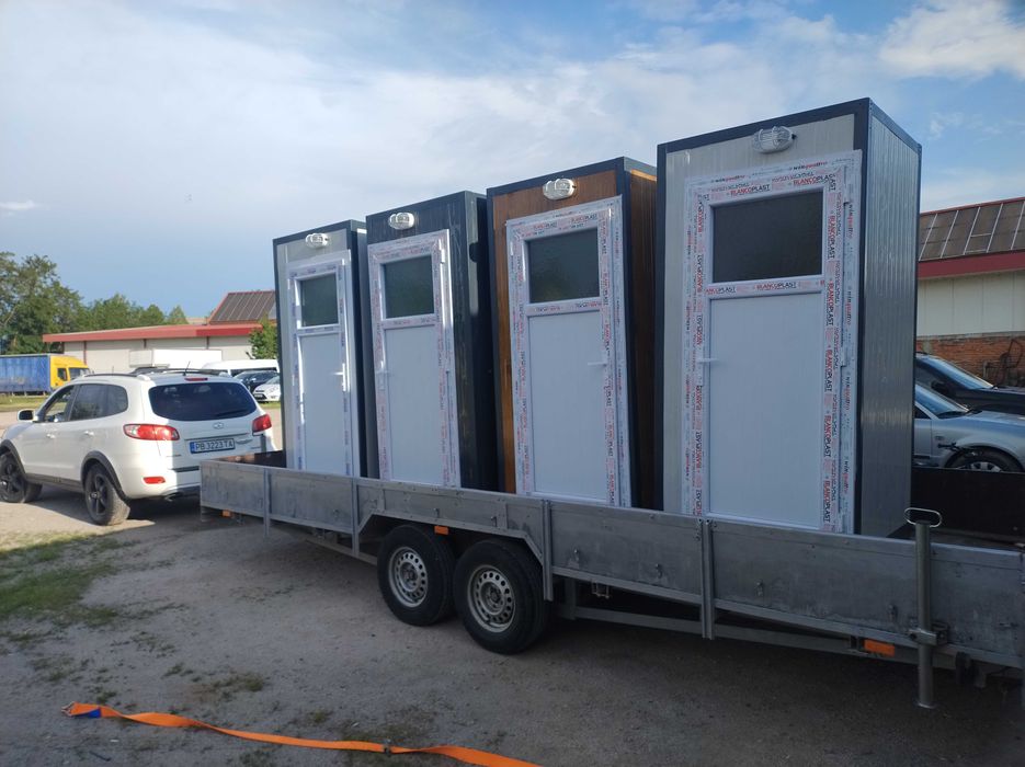 Мобилна тоалетна и Баня