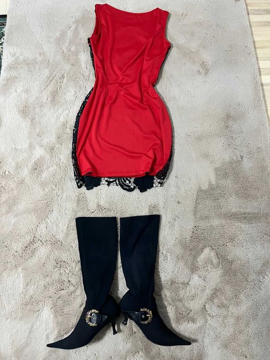 Rochie de ocazie roșie cu dantela neagră