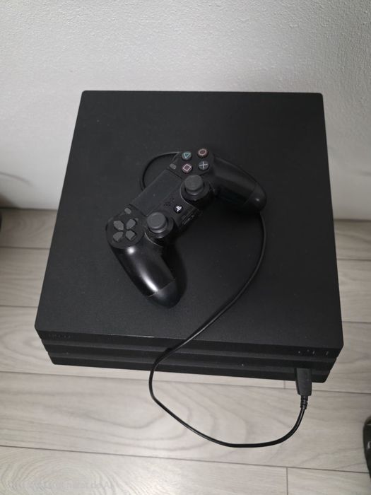 PlayStation 4 pro 1T