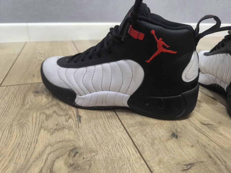 Кроссовки Air Jordan