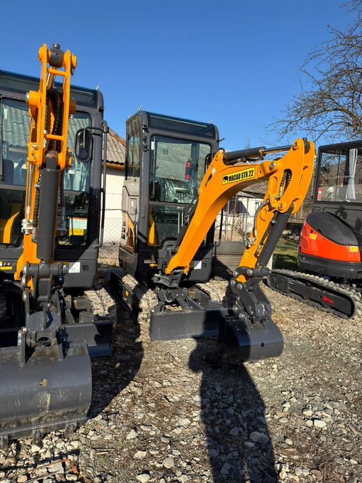 Miniexcavator MACAO STX22