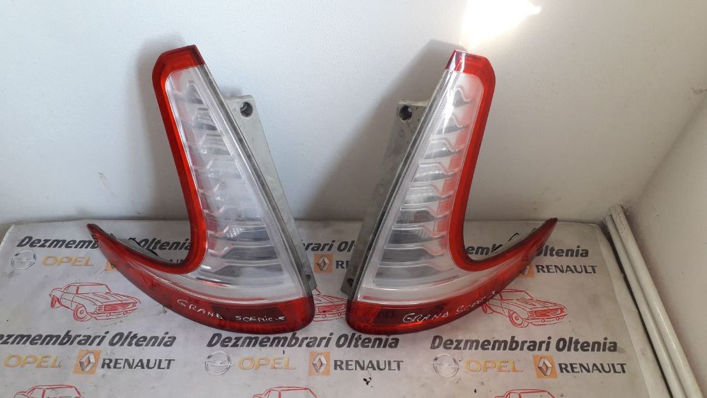 Tripla Lampa spate RENAULT GRAND SCÉNIC III 265550014R