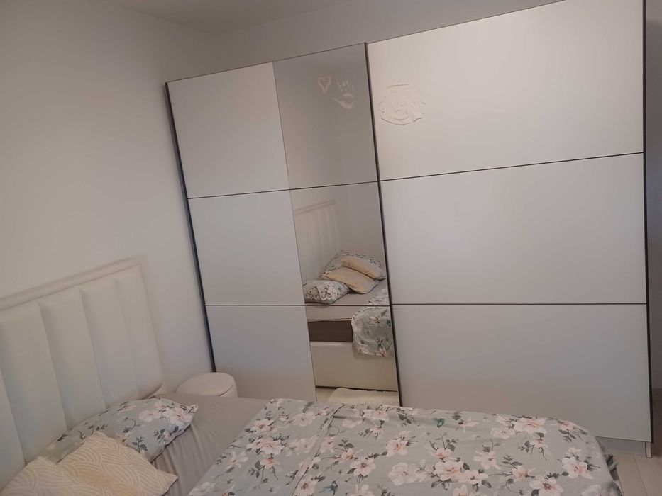 Vând apartament 2 camere Oradea 107900 euro