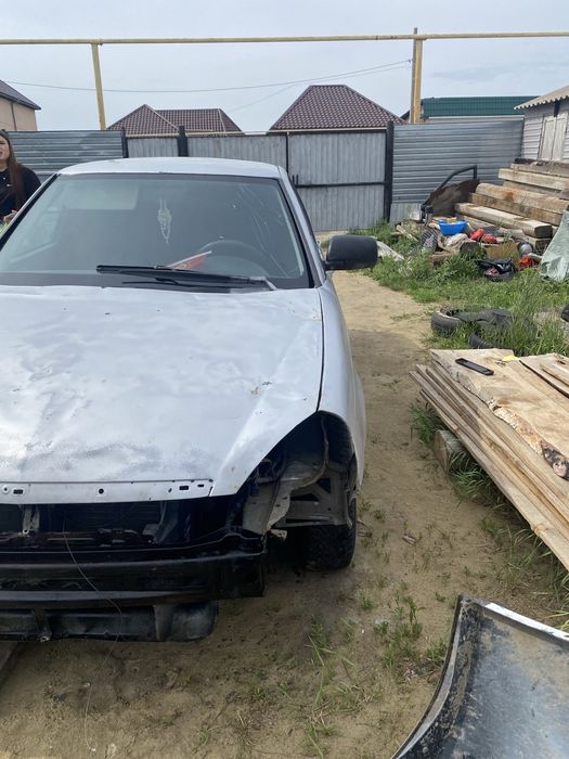Продам приору.