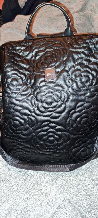 Нова дамска раница.