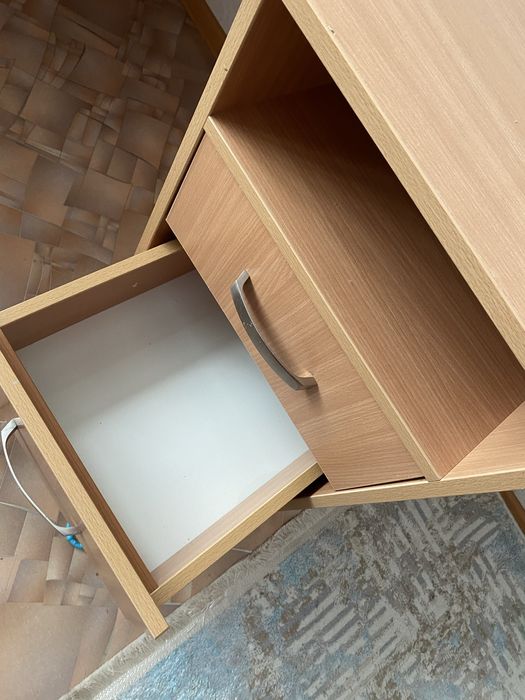 Продам парту в отличном состоянии