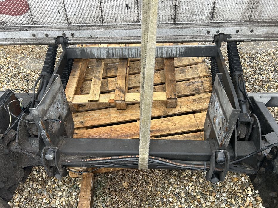 Lift hidraulic Dhollandia / 1.000 kg / latime 2.45 / Iveco Daily