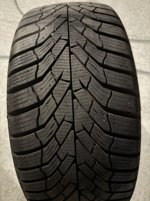 Гуми KUMHO 225/40/18