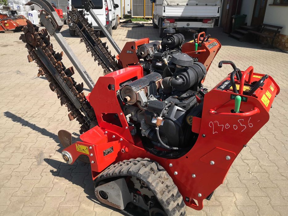 Inchiriem sapatoare de santuri ,pluguri vibratoare Ditch witch