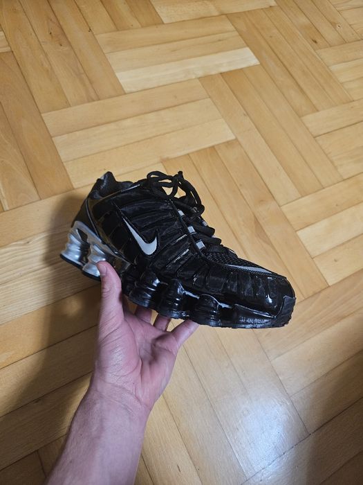 ОРИГИНАЛНИ! unisex nike shox 42!