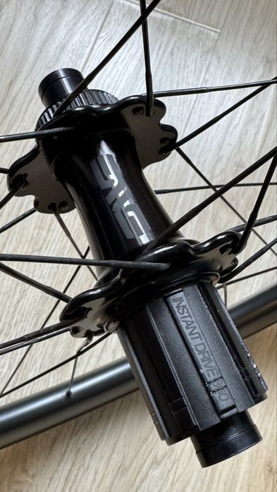 Roti cursiera Enve Ses Disc hub id360 ratchet