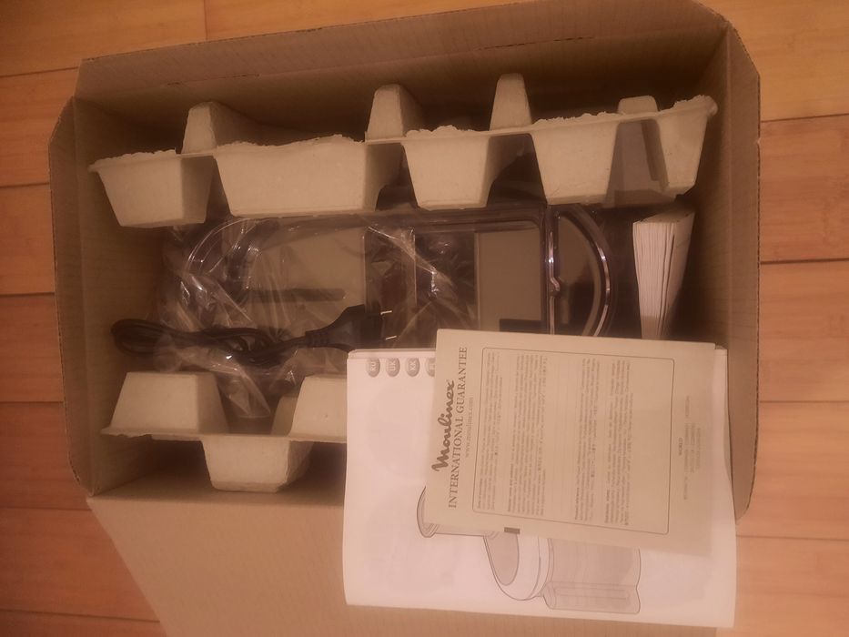 Продам электрическую мультирезку Moulinex