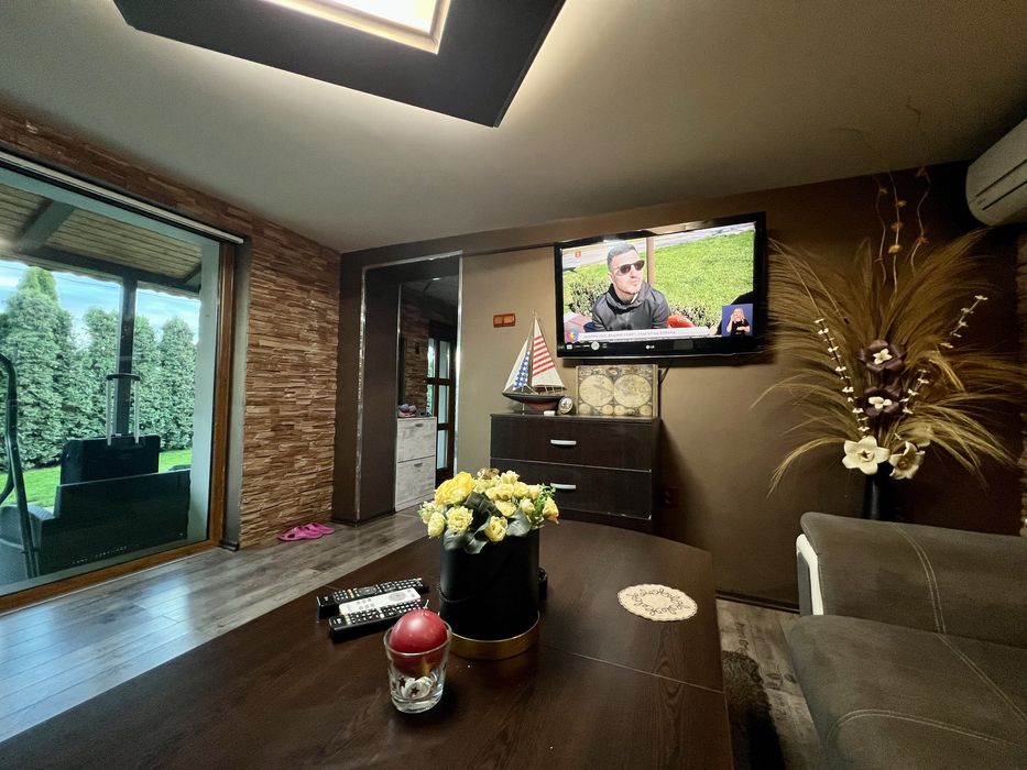 Продава се Къща в Добрич, Център - 151 кв.м за 811 €/кв.м - Снимка #15