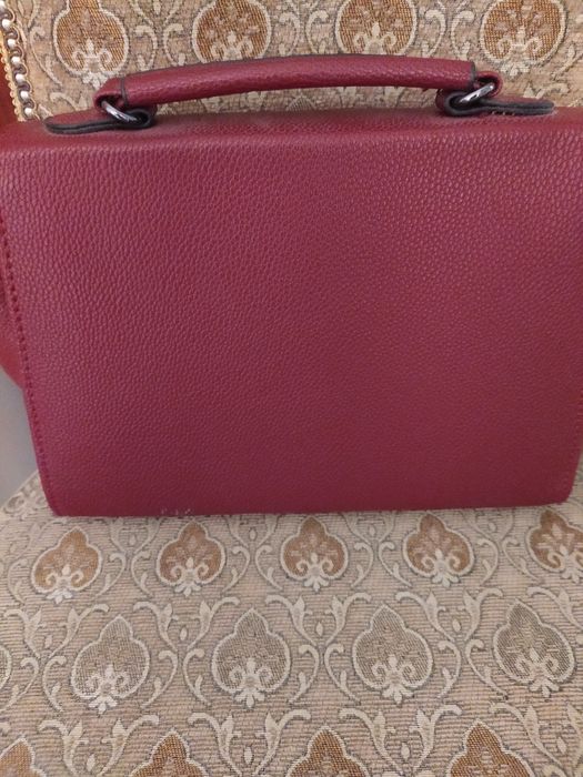 Компактная женская сумка