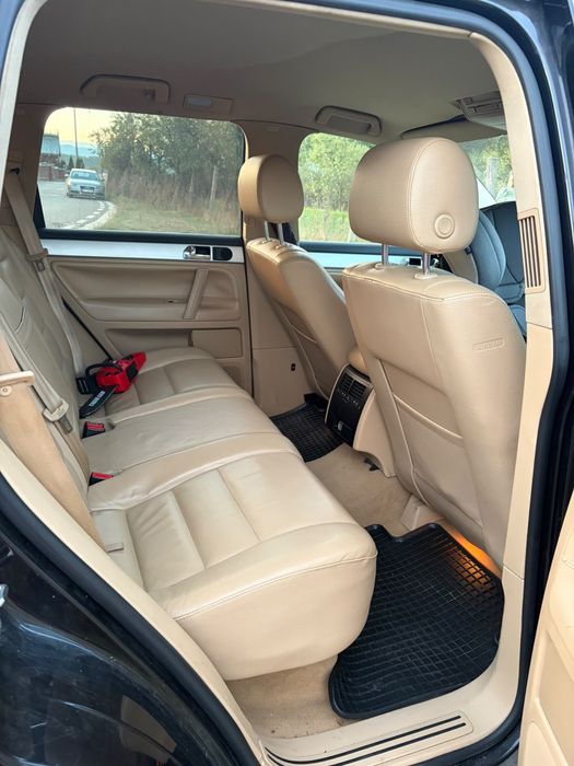 Vand sau schimb touareg 3.0 BKS