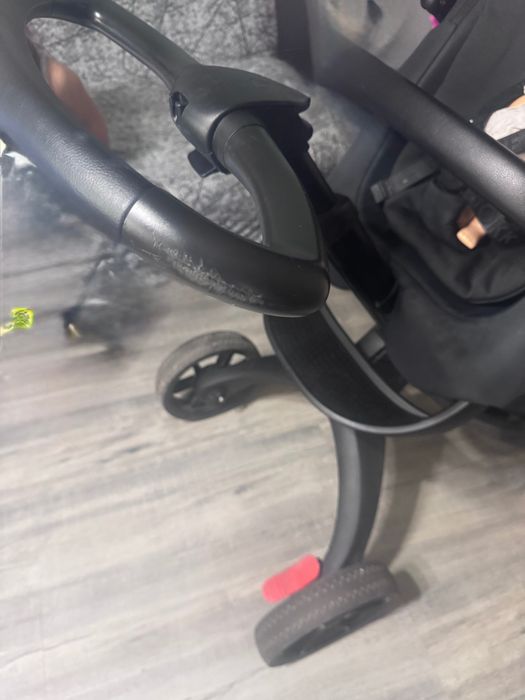 Бебешка количка Stokke