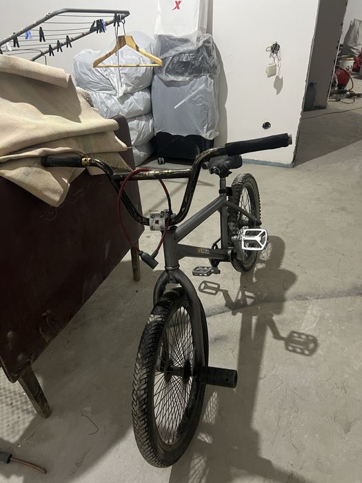 Продам бмх в среднем состояние