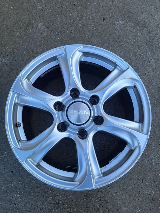 Продам литые диски б/у