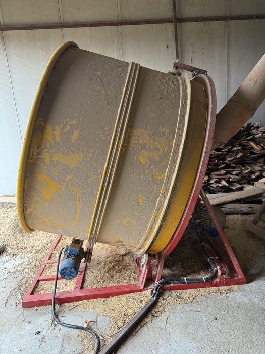 Tocator baloti  rotunzi, paie , lucerna , fan