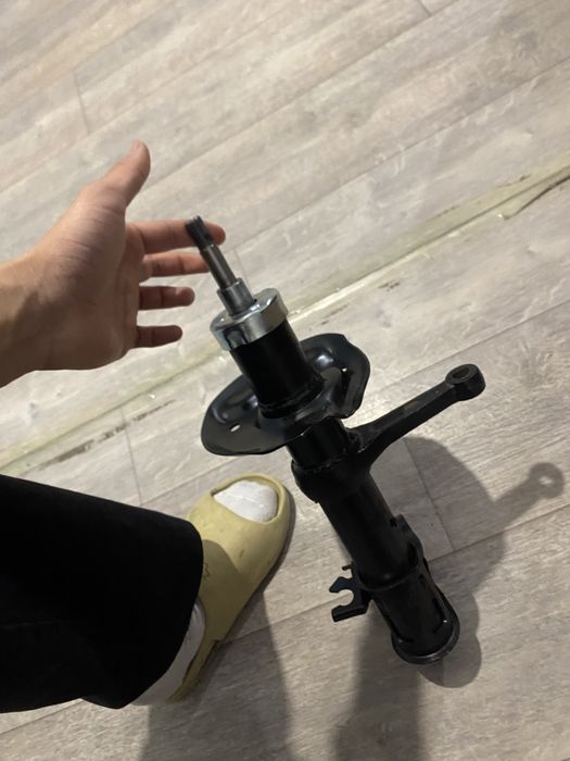 Продам новые стойки приора торг есть