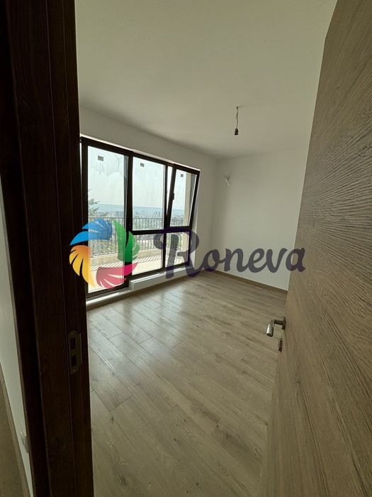 Продава се Тристаен апартамент в Варна, Бриз - 83 кв.м за 2591 €/кв.м - Снимка #3