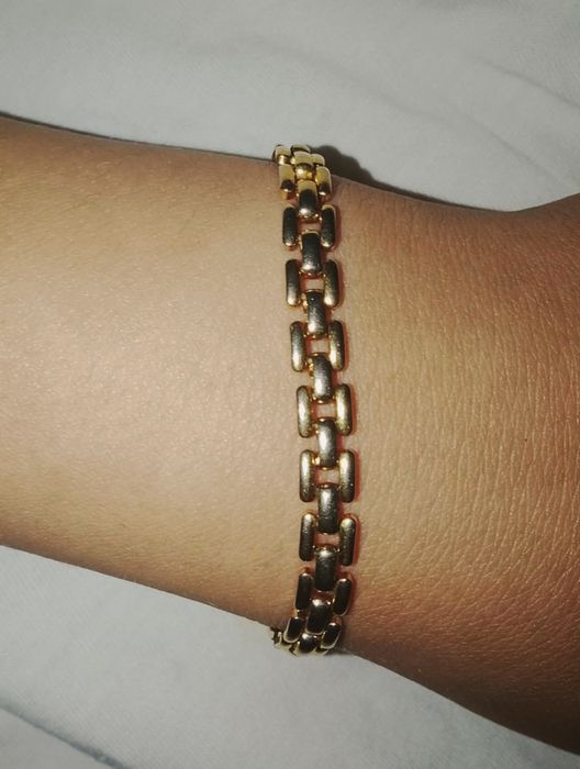 Bratara ,perfecta pt un stil elegant
